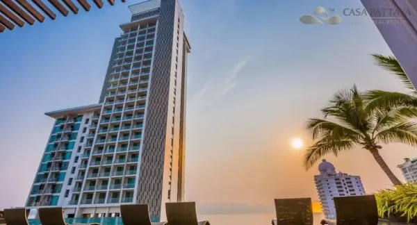 ขาย คอนโดหรู The Riviera Wongamat Beach ชั้น 14 ห้องมุม