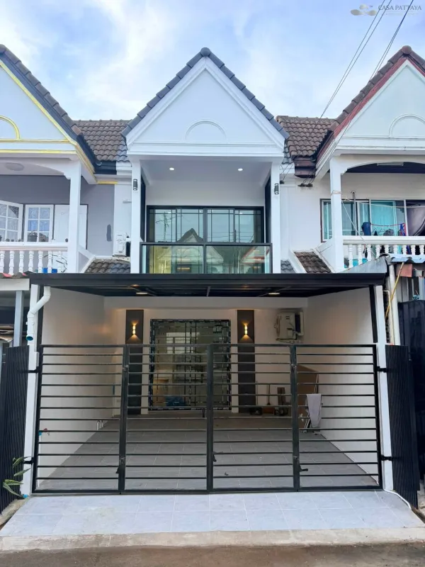 Fully Furnished 2-Story Townhouse for Sale - Sea Side (Soi Sukhumvit 62)