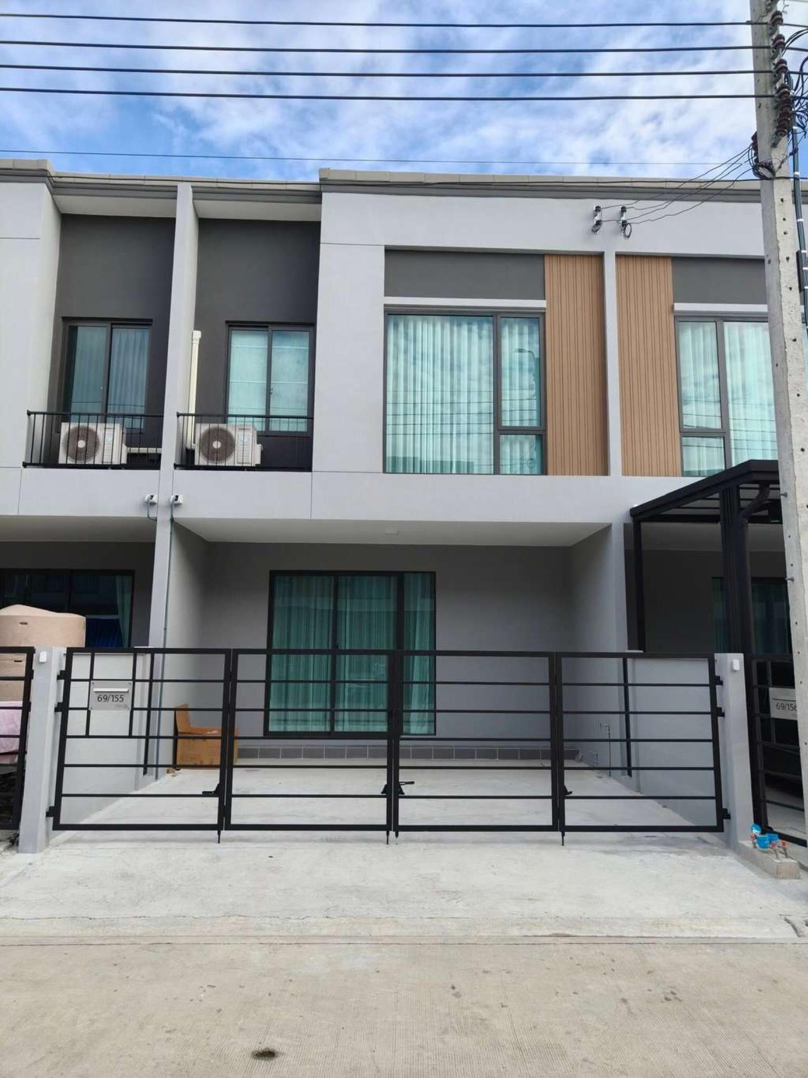 Pleno Sukhumvit - Bangna 2 / 3 Bedrooms (SALE WITH TENANT) DA143