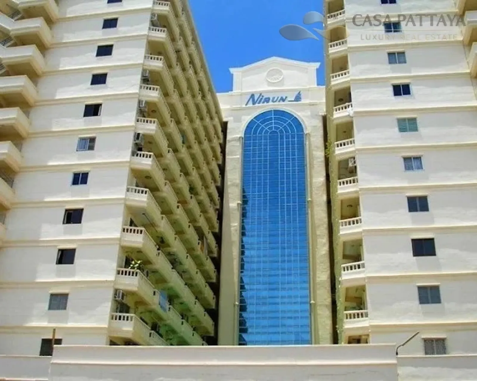 Corner Unit for Sale: Nirun Condo Central Pattaya