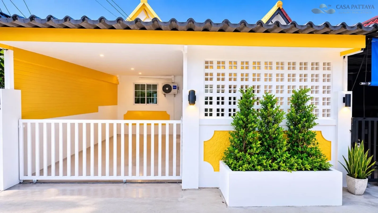 For Sale: Single-Story Townhouse in Daraphan 3 Village