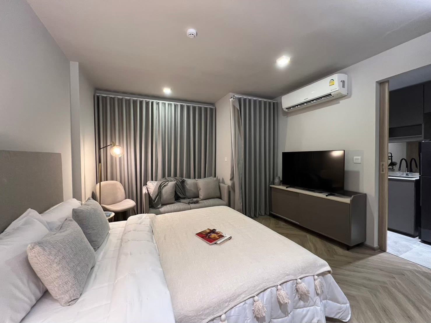 *** ให้เช่าคอนโด : แชปเตอร์ ทองหล่อ 25  ห้องสตูดิโอ  ห้องสวย เฟอร์ครบ วิวคลอง (Chapter Thonglor 25) *** – รูปที่ 4
