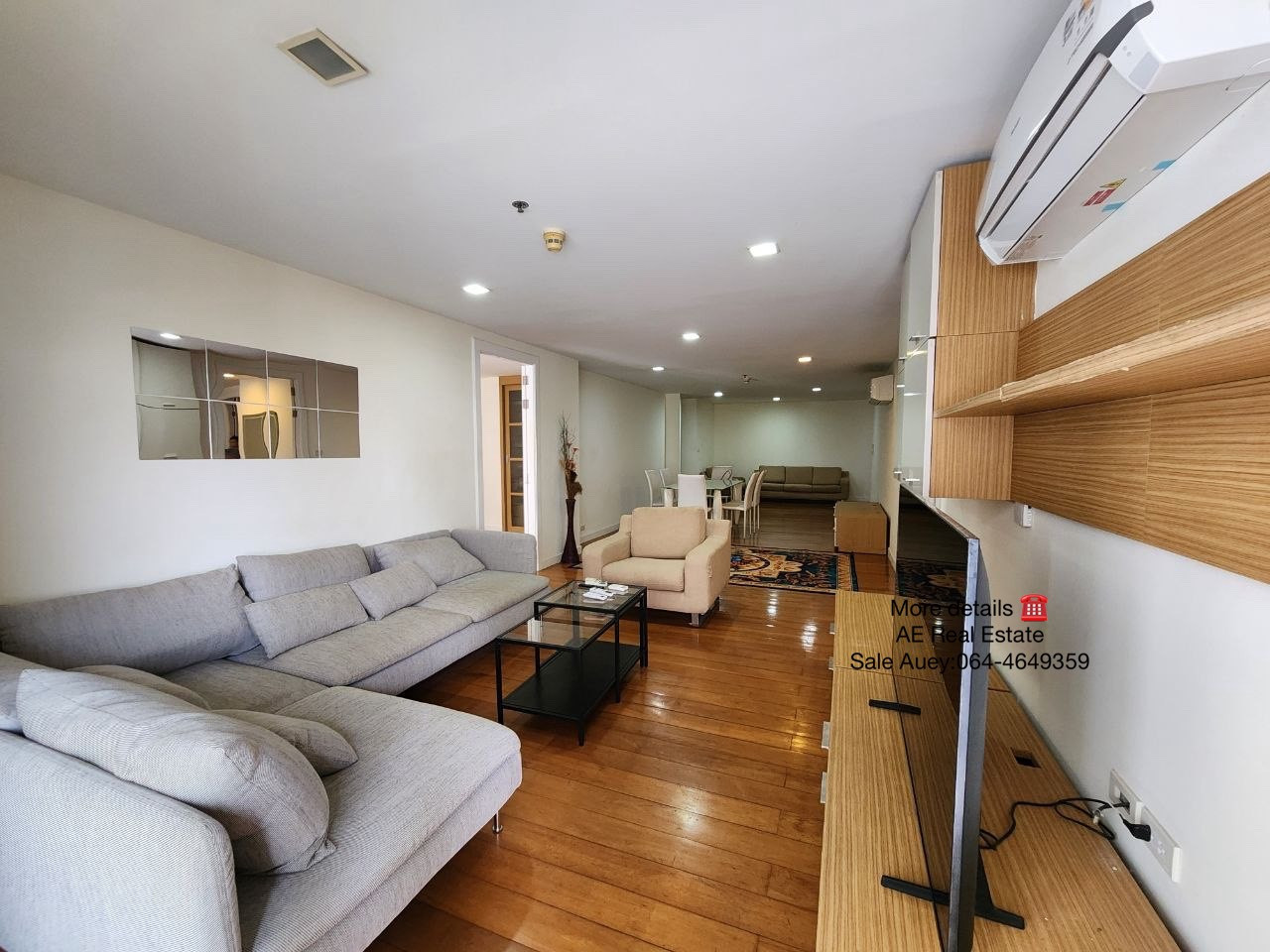 🔥 HOT DEAL 60,000 THB 🐶 Pet Friendly 2 Bed • 156 Sq.m. | Near BTS Phrom Phong | 🔥 HOT DEAL 60,000 THB 🐶 Pet Friendly 2 Bed • 156 Sq.m. | Near BTS Phrom Phong |
