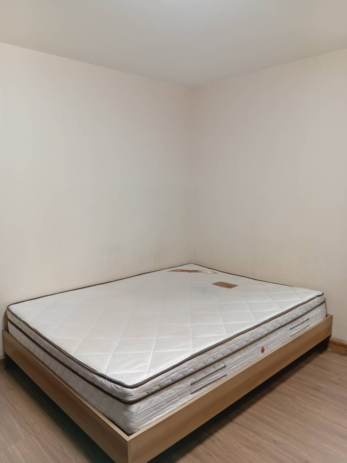 ห้องว่างพร้อมเข้าอยู่ เฟส3 ตึกC ชั้น7 (23 ตร.ม.) ราคาพิเศษสุด 5,500/เดือน ตกแต่งครบ ฟรีที่จอดรถฟรีค่าส่วนกลาง – รูปที่ 3