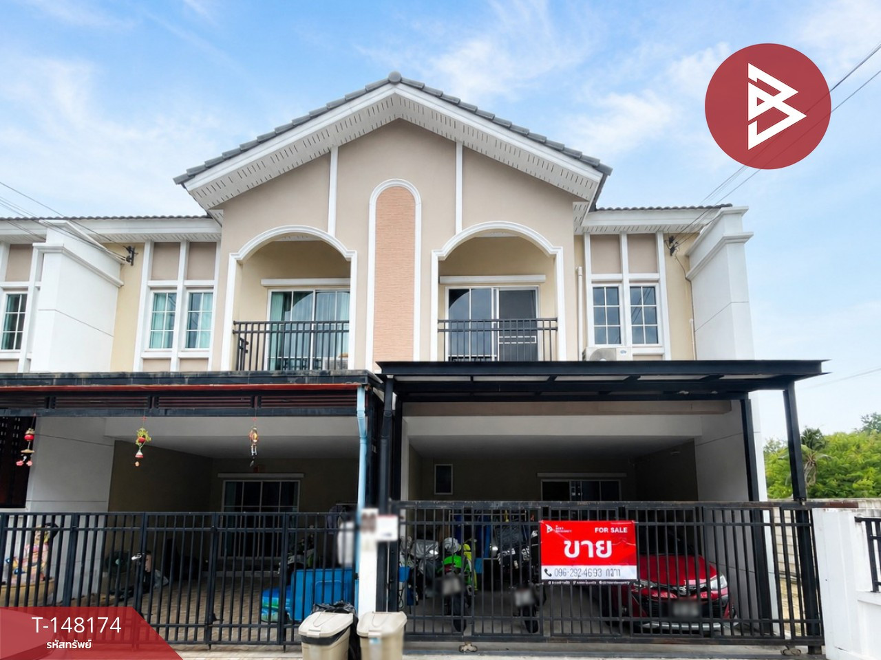 Semi-detached house for sale, Niraville Irish Village, Samut Sakhon.