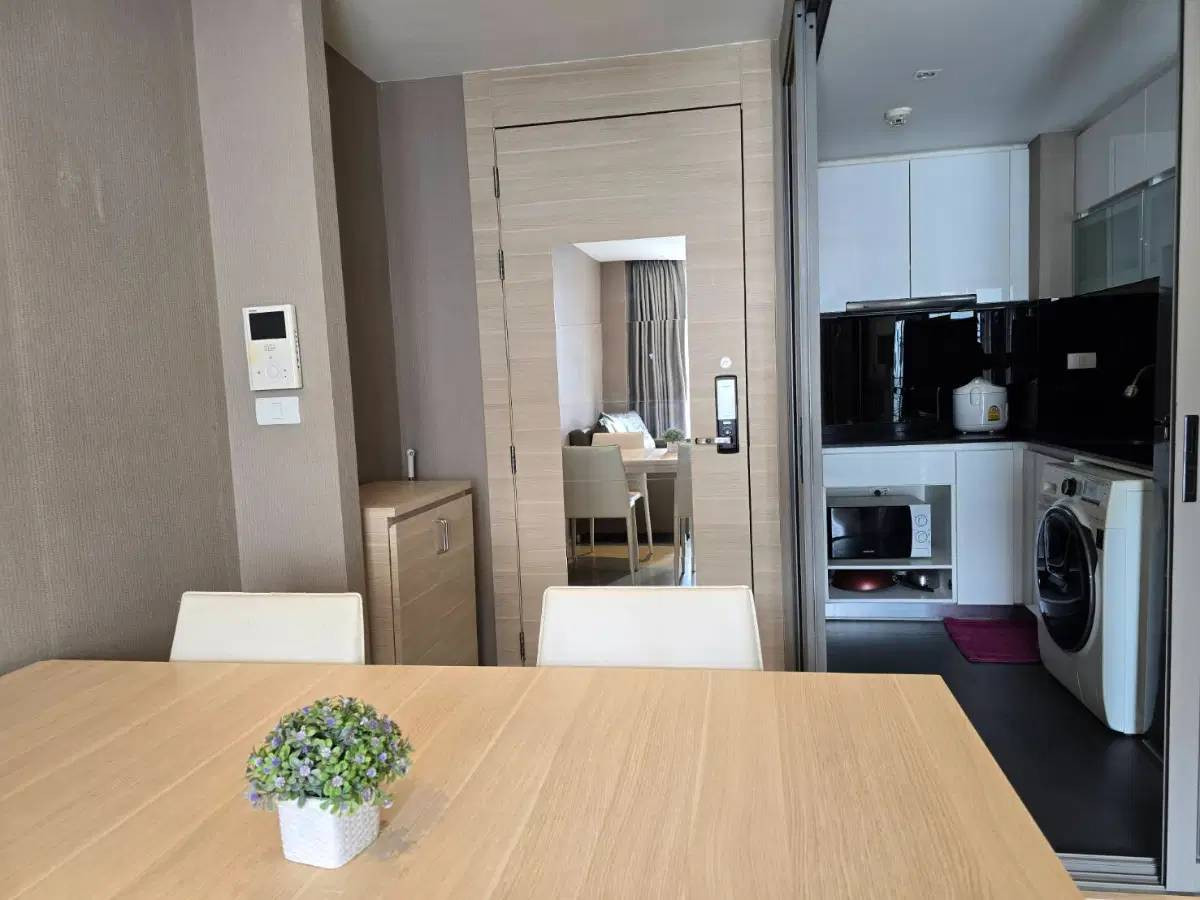  52 sqm 2 bedroom corner unit at Klass silom คลาส สีลม ซอย3 – รูปที่ 3