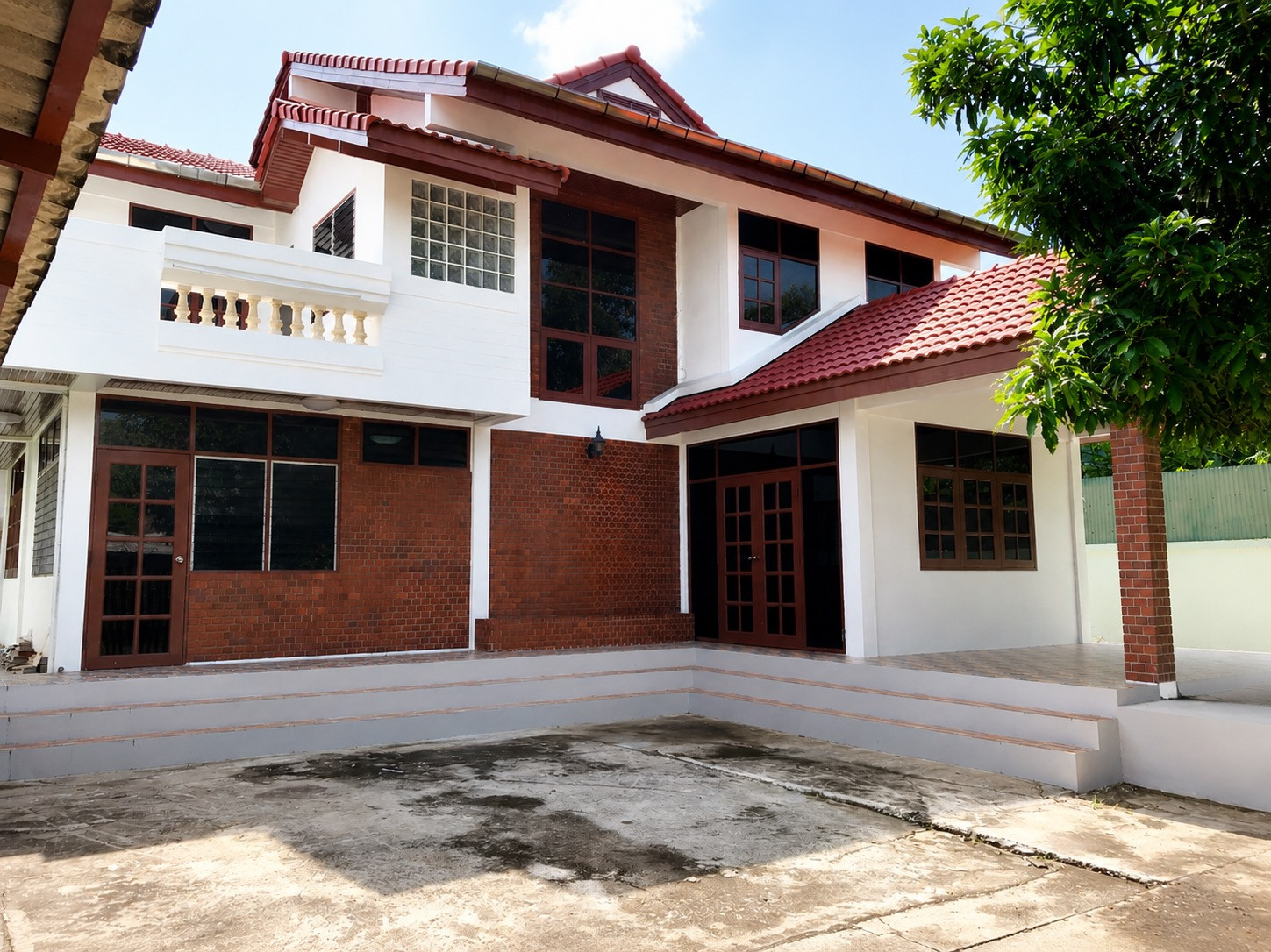 House Seri Villa – หมู่บ้านเสรีวิลล่า ศรีนครินทร์ 55 House Seri Villa – หมู่บ้านเสรีวิลล่า ศรีนครินทร์ 55
