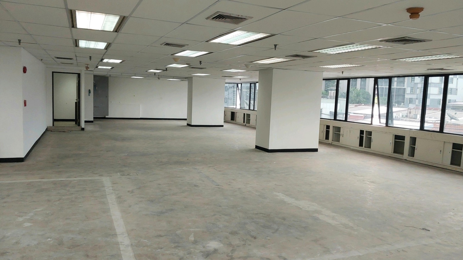 ขาย!!  สำนักงาน ชั้น 3 บนอาคาร โอเชี่ยน ทาวเวอร์ 1 เดินทางสะดวก ทำเลดี – รูปที่ 3