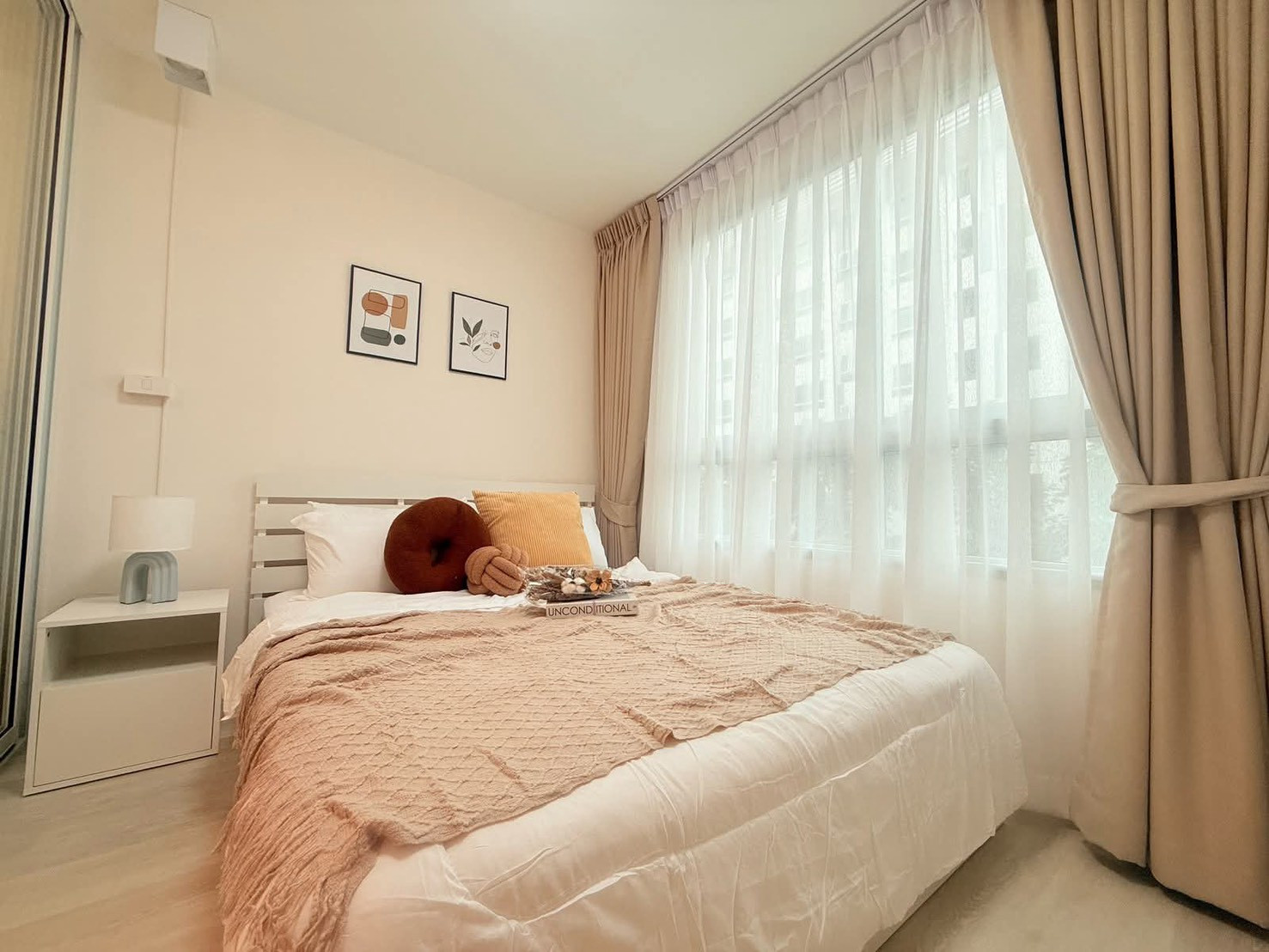 ME2500476 Urgent sale, beautiful room, Plum Condo, Phahonyothin 89, next to the main road, near the Red Line.