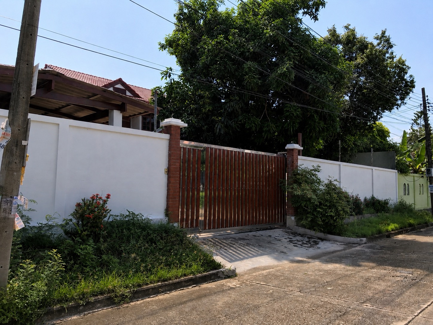 House Seri Villa – หมู่บ้านเสรีวิลล่า ศรีนครินทร์ 55 House Seri Villa – หมู่บ้านเสรีวิลล่า ศรีนครินทร์ 55