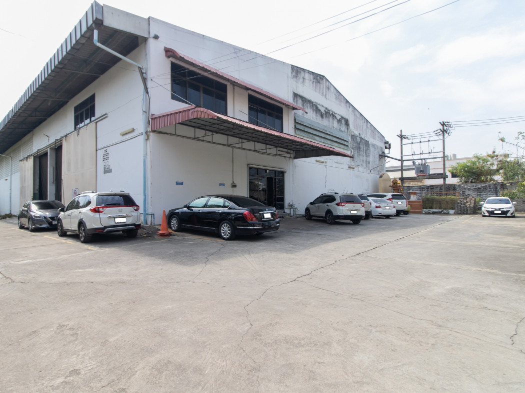 Factory for rent, Rama 2 Soi 69, 2 rai (approx. 0.8 acres) of land, near Kanchanaphisek Road, with factory license (Form 4). Factory for rent, Rama 2 Soi 69, 2 rai (approx. 0.8 acres) of land, near Kanchanaphisek Road, with factory license (Form 4).