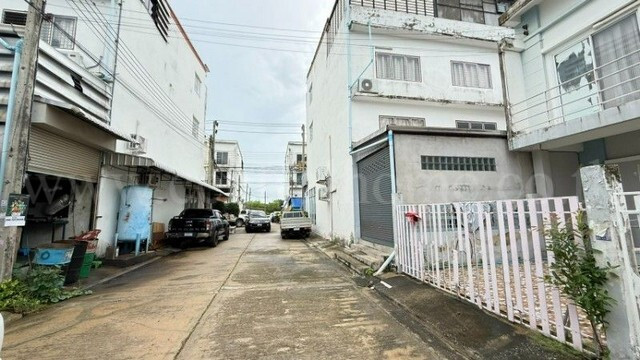 Townhouse, Benjasap Village, Rangsit - Khlong 6 – รูปที่ 3