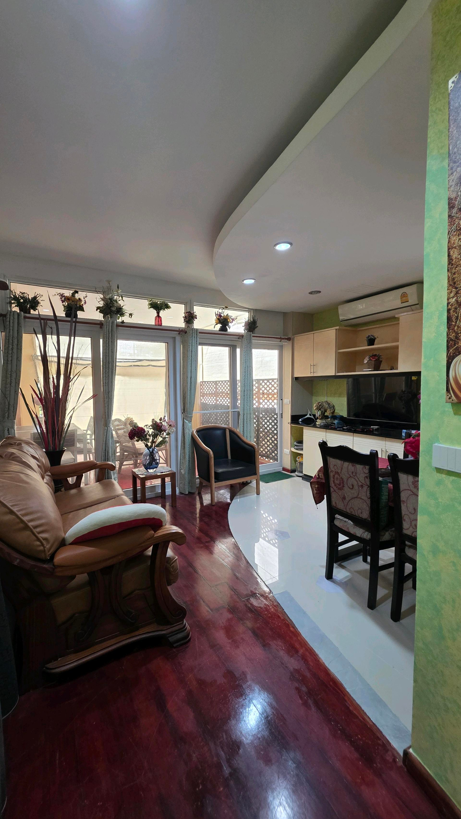 Marina-style condo 2Bed 89Sqm. Marina-style condo 2Bed 89Sqm.