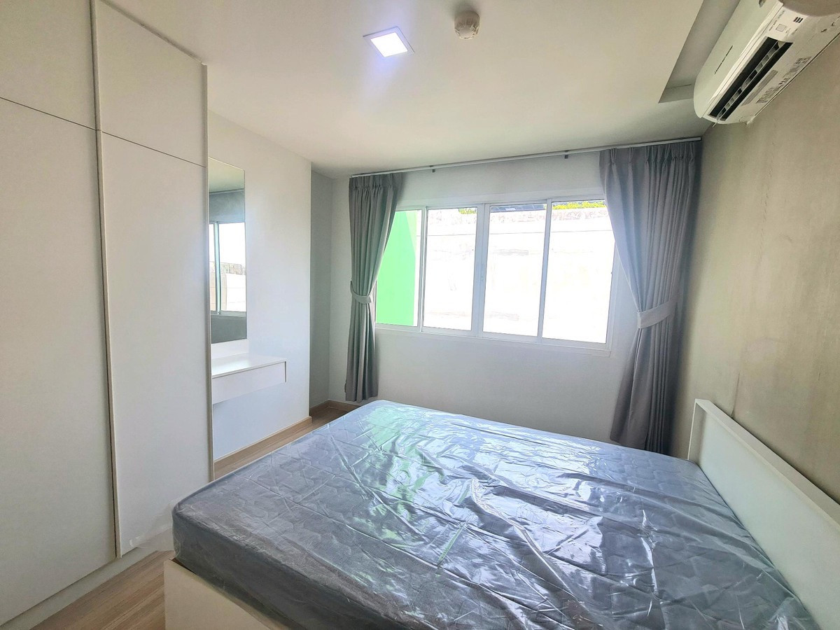 Selling below appraised price, Maple Ratchada 19, has washing machine, 28 sq m, 1.45 million baht, free transfer. Selling below appraised price, Maple Ratchada 19, has washing machine, 28 sq m, 1.45 million baht, free transfer.