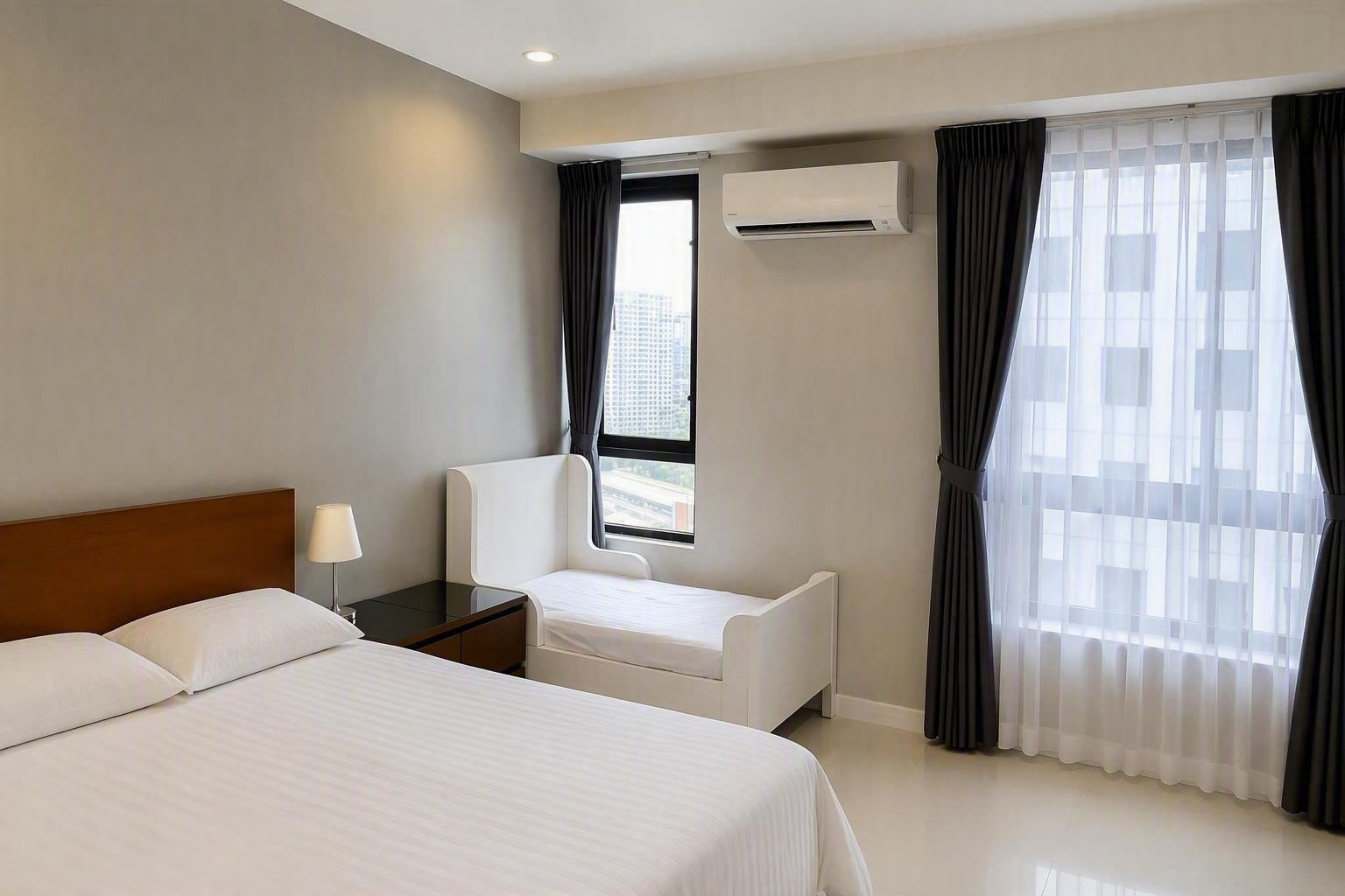 Spacious 3-Bedroom Family Condo for Rent at Elephant Tower C – รูปที่ 3