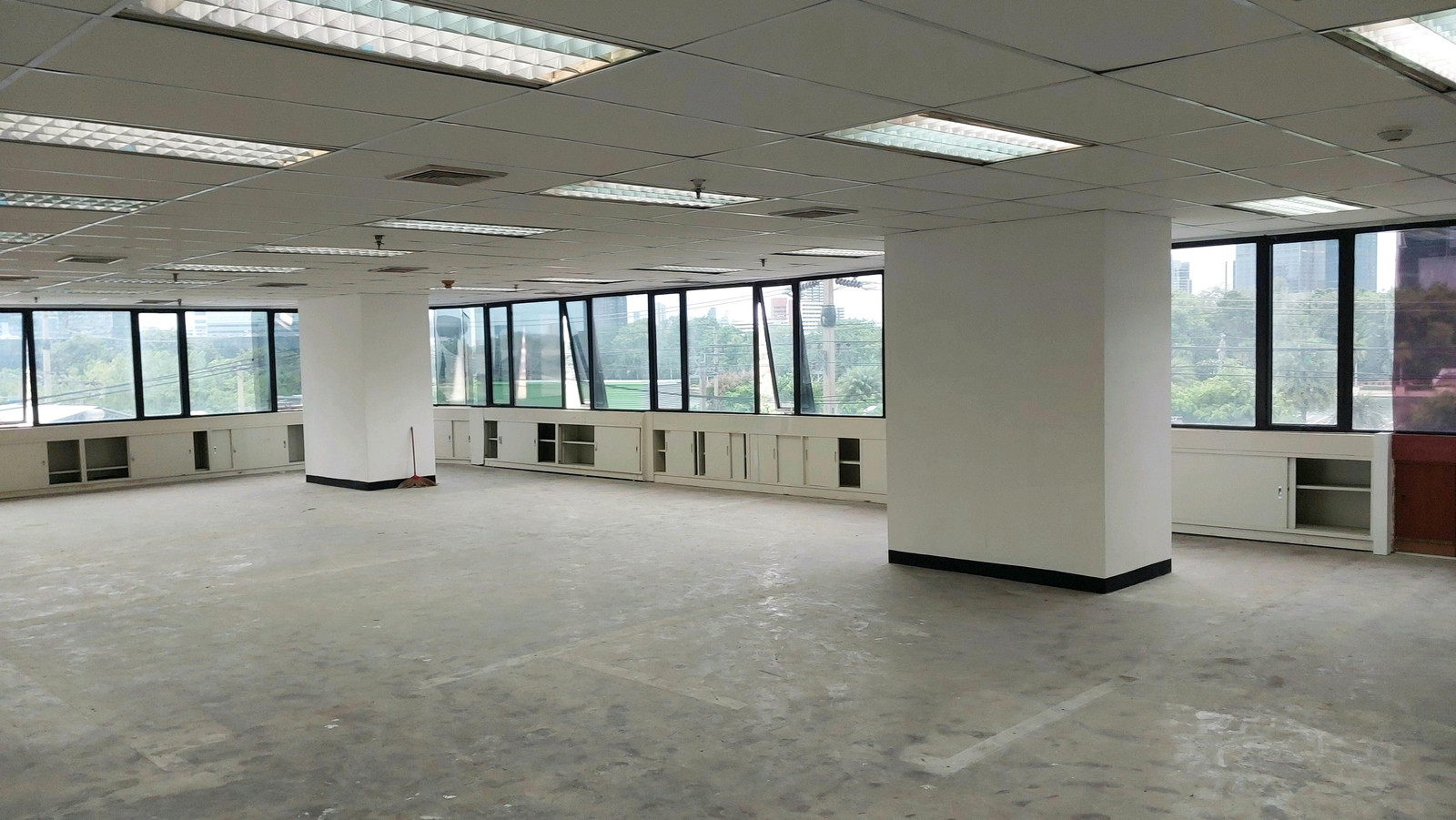 ขาย!!  สำนักงาน ชั้น 3 บนอาคาร โอเชี่ยน ทาวเวอร์ 1 เดินทางสะดวก ทำเลดี – รูปที่ 2