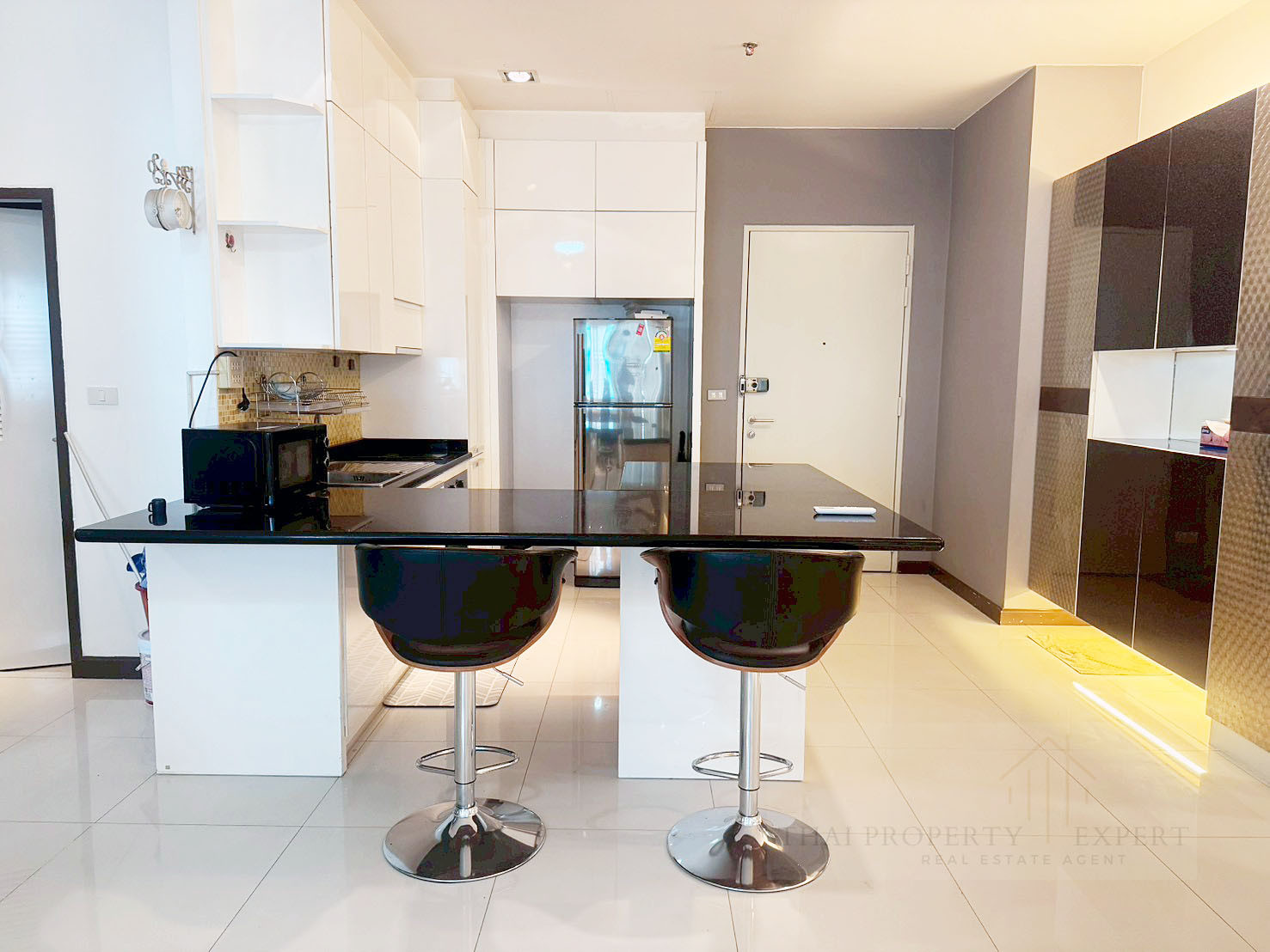 ขาย คอนโด The Four Wings Residence | ห้องใหญ่ 102 ตร.ม. 2 นอน 2 น้ำ วิวสระ ขาย คอนโด The Four Wings Residence | ห้องใหญ่ 102 ตร.ม. 2 นอน 2 น้ำ วิวสระ