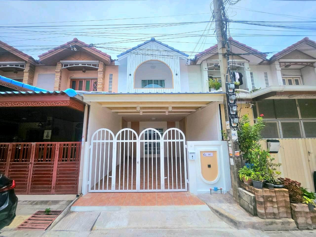 🏡 ขายทาวน์เฮ้าส์ 2 ชั้น สุขศิริ ราษฎร์บูรณะ 37 รีโนเวทใหม่ สวยพร้อมอยู่ 🏡 ขายทาวน์เฮ้าส์ 2 ชั้น สุขศิริ ราษฎร์บูรณะ 37 รีโนเวทใหม่ สวยพร้อมอยู่