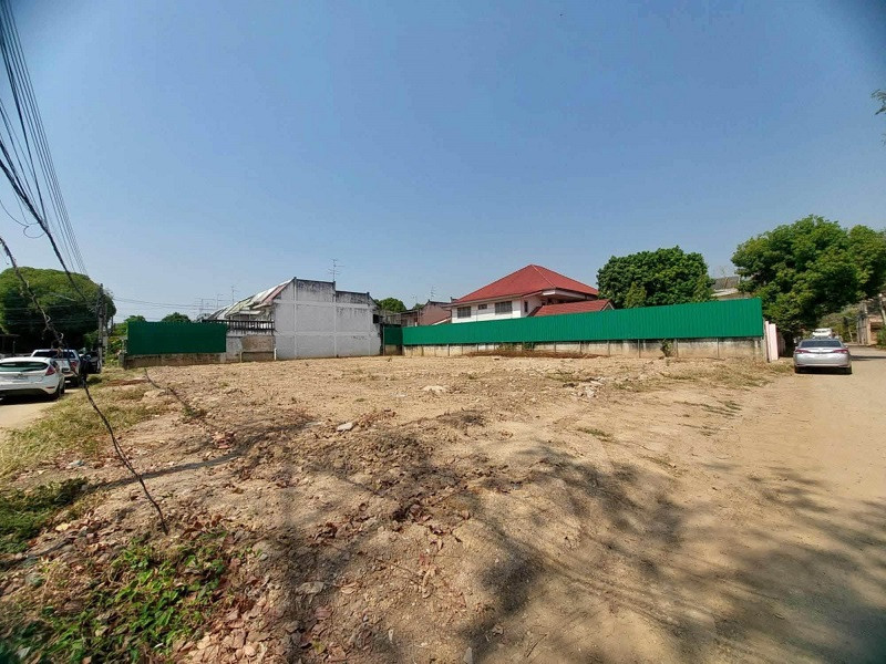 "Rare corner plot! Land for sale/rent in Chiang Mai Land, 200 sq m, Chang Klan area, filled in and next to the road on 2 sides, width 32 m. Free house design!" – รูปที่ 2