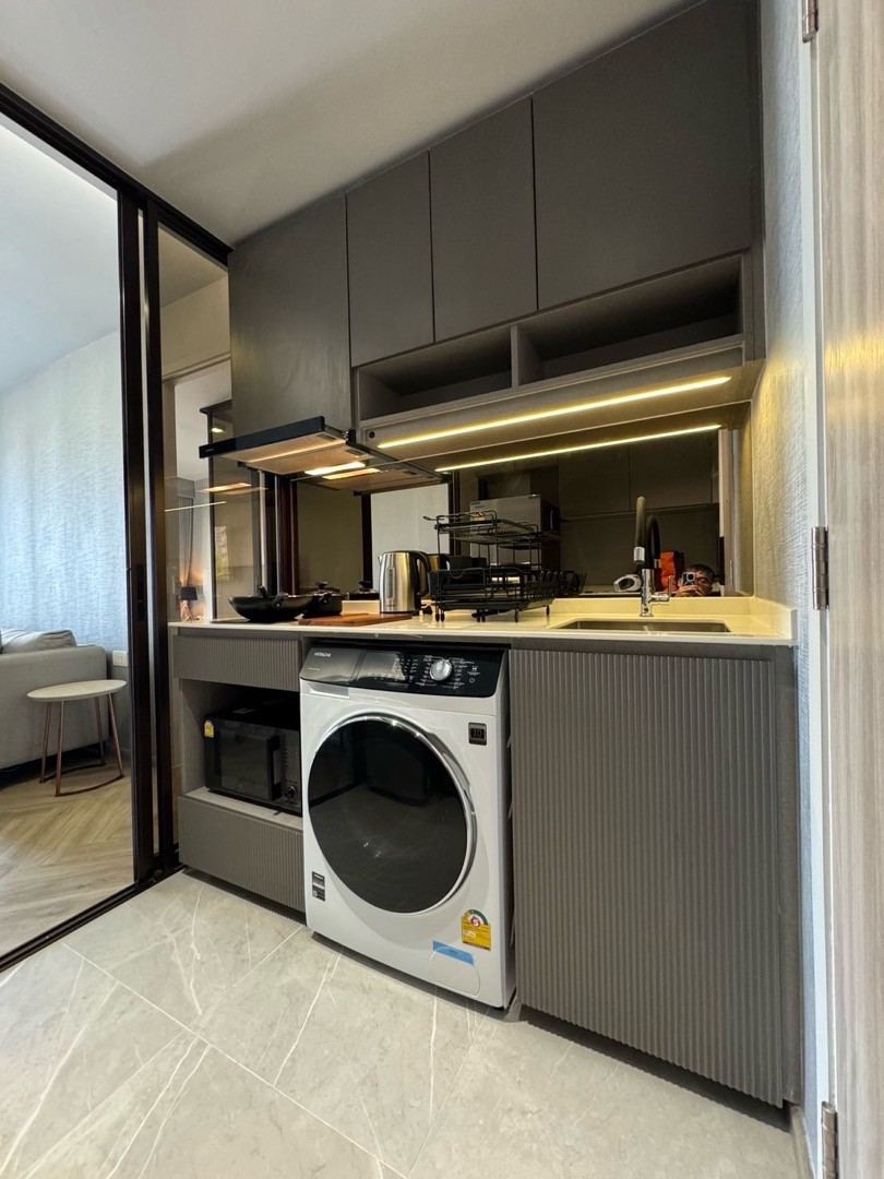 ✨ Chapter Thonglor 25 | 1 Bed 35 sq.m.
ขายด่วนนะคะ🔥❤️ ✨ Chapter Thonglor 25 | 1 Bed 35 sq.m.
ขายด่วนนะคะ🔥❤️