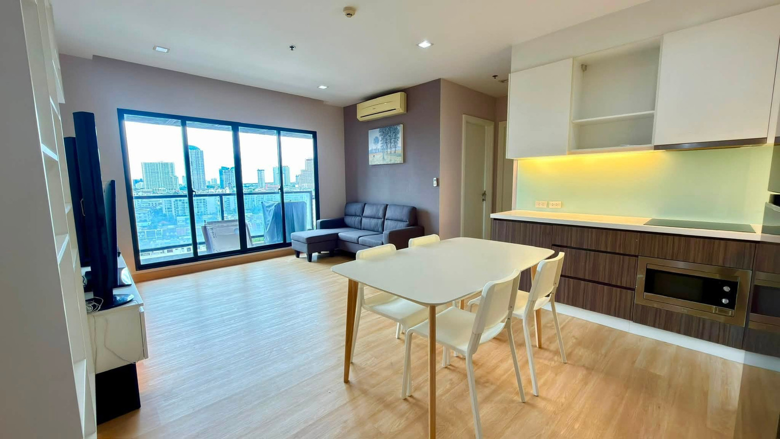 🏙️ราคาดีมากกกก  ให้เช่า Urbano Absolute Sathon – Taksin ห้องสวย รีโนเวทใหม่ พร้อมอยู่ ทำเลดี เดินทางสะดวก ✨ – รูปที่ 2