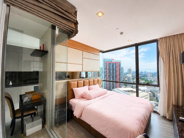 ขายคอนโด The Room Sukhumvit 69 | 1 ห้องนอน | 45 ตร.ม. | ชั้น 24 | วิวสวย | ใกล้ BTS พระโขนง เพียง 100 เมตร