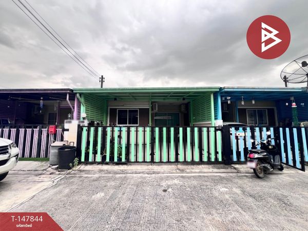 Townhouse for sale Thepharak Village, Project 15, Samut Prakan