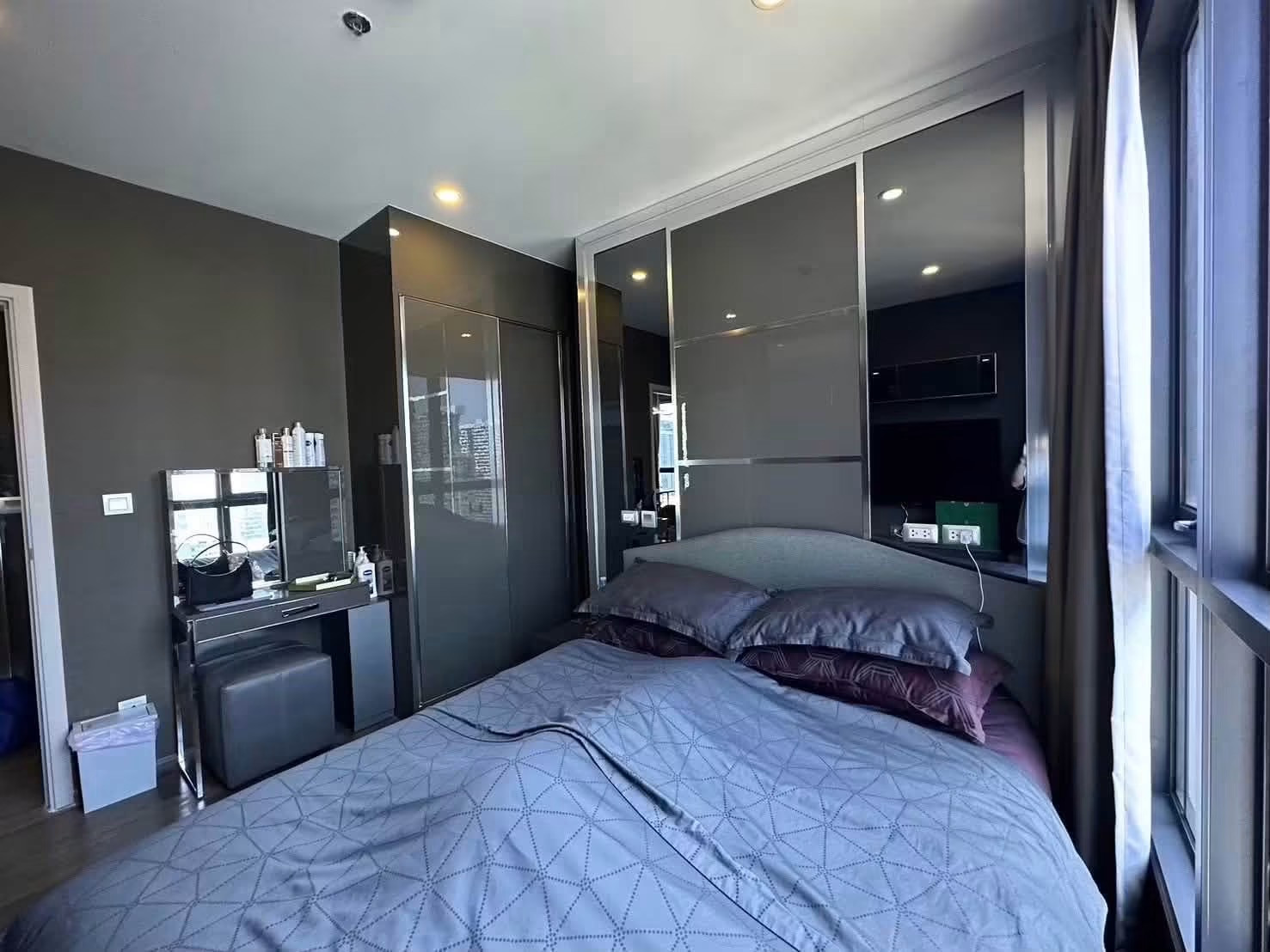 Condo for rent IDEO Q Siam - Ratchathewi, 2 bedrooms, near BTS Ratchathewi.