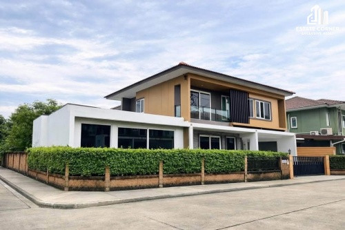 Listing 98330 - ที่สุดของบ้านเพื่อครอบครัว! ขายบ้านเดี่ยวหัวมุม อ่อนนุช-พัฒนาการ แปลงใหญ่สุด โซนหน้า ต่อเติมครบ มีห้องของเล่นและสไลเดอร์ส่วนตัว Listing 98330 - ที่สุดของบ้านเพื่อครอบครัว! ขายบ้านเดี่ยวหัวมุม อ่อนนุช-พัฒนาการ แปลงใหญ่สุด โซนหน้า ต่อเติมครบ มีห้องของเล่นและสไลเดอร์ส่วนตัว