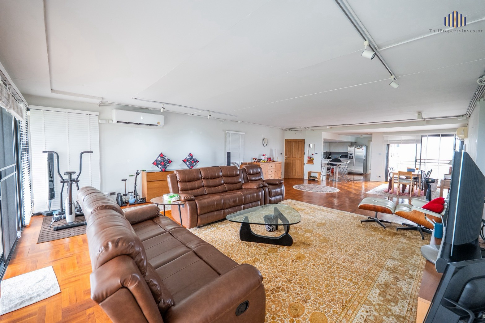 ให้เช่าคอนโดธนาซิตี้ เพรสทีจ คอนโดมิเนียม (Thana City Prestige Condominium) 3 ห้องนอน 3 ห้องน้ำ เฟอร์ครบพร้อมอยู่ ขนาด 185.45 ตร.ม. ให้เช่าคอนโดธนาซิตี้ เพรสทีจ คอนโดมิเนียม (Thana City Prestige Condominium) 3 ห้องนอน 3 ห้องน้ำ เฟอร์ครบพร้อมอยู่ ขนาด 185.45 ตร.ม.