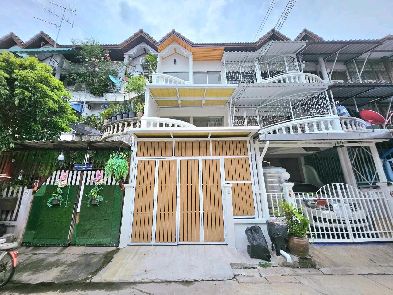 🏠ขาย ทาวน์เฮ้าส์ สุขสวัสดิ์สวนธน ประชาอุทิศ 33 ทำเลทอง‼️รีโนเวท พร้อมอยู่ 🏠ขาย ทาวน์เฮ้าส์ สุขสวัสดิ์สวนธน ประชาอุทิศ 33 ทำเลทอง‼️รีโนเวท พร้อมอยู่