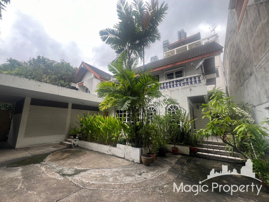 3 Bedroom Single House For Sale in Ekkamai Soi 3, Khlong Tan Nuea, Watthana, Bangkok 3 Bedroom Single House For Sale in Ekkamai Soi 3, Khlong Tan Nuea, Watthana, Bangkok