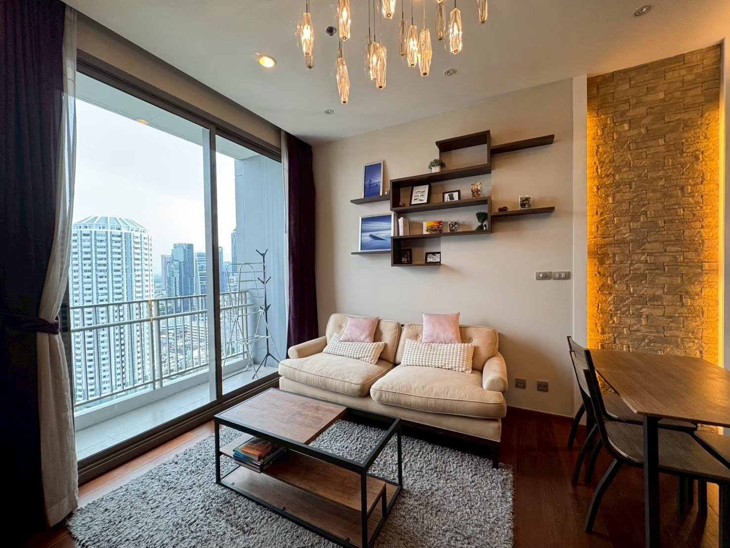 ให้เช่า quattro by sansiri ชั้น 26   ( 1 bedroom ) 
