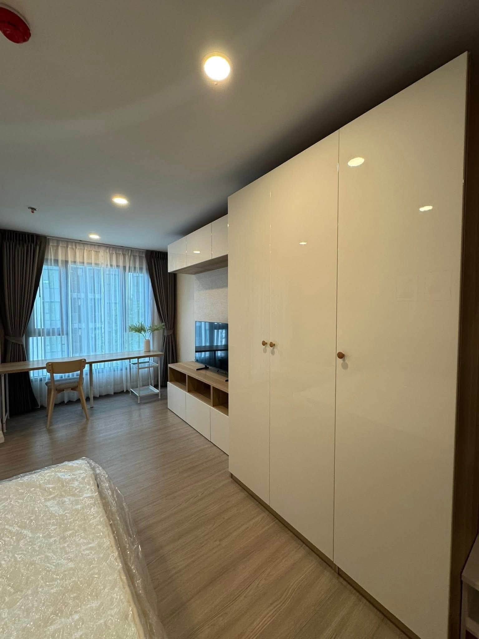 ให้เช่าคอนโด Aspire Sukhumvit-Rama 4  เฟอร์นิเจอร์ครบ built-in ใหม่ พร้อมเข้าอยู่ ใก้ล BTS พระโขนง -RW008268 – รูปที่ 2