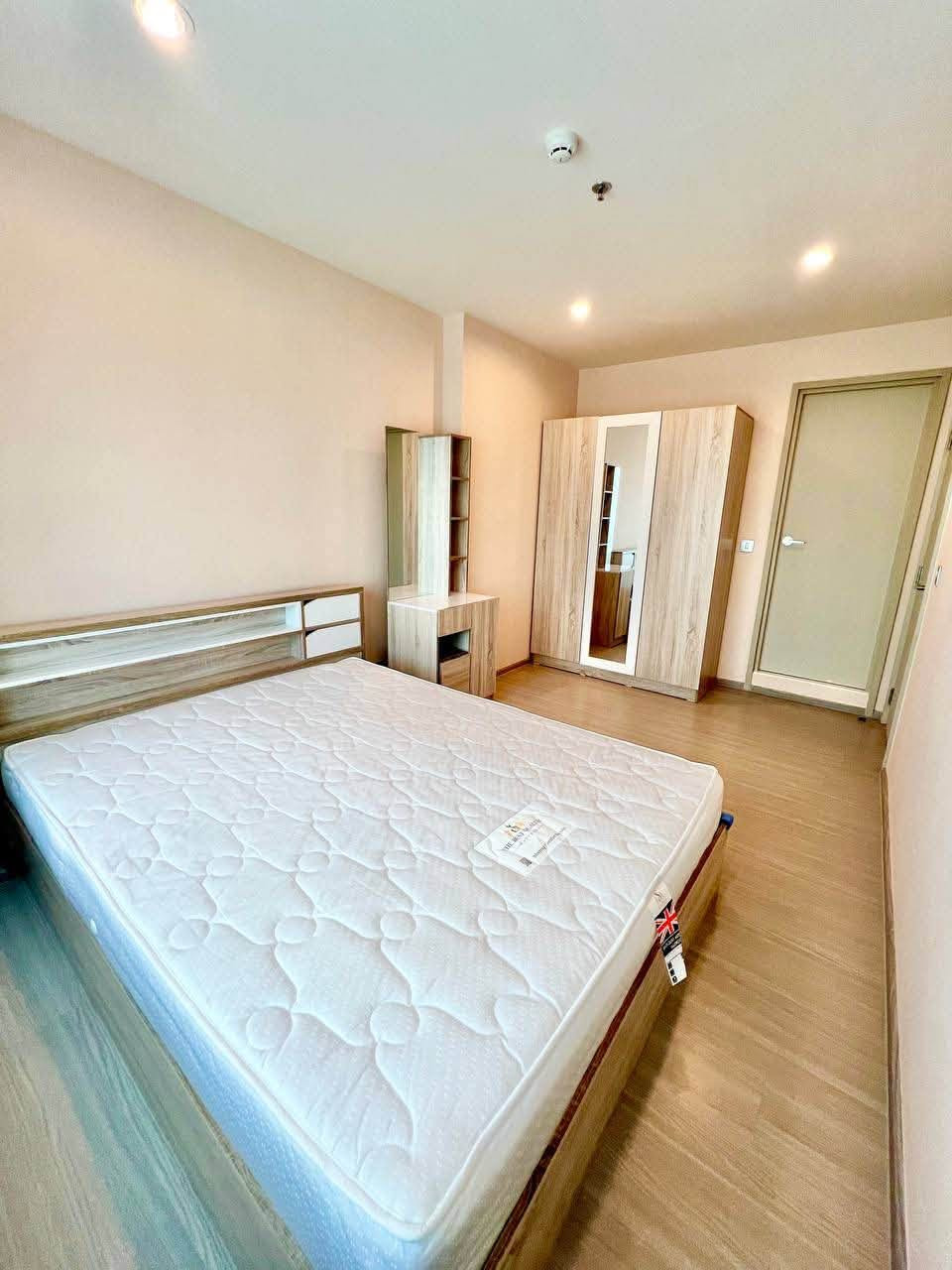 For rent: Aspire Erawan Prime, property code P3435. For rent: Aspire Erawan Prime, property code P3435.