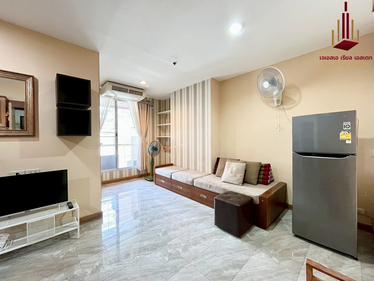 ✨ For Rent: Pathumwan Resort Condo ✨💰 Only 20,000 THB/month