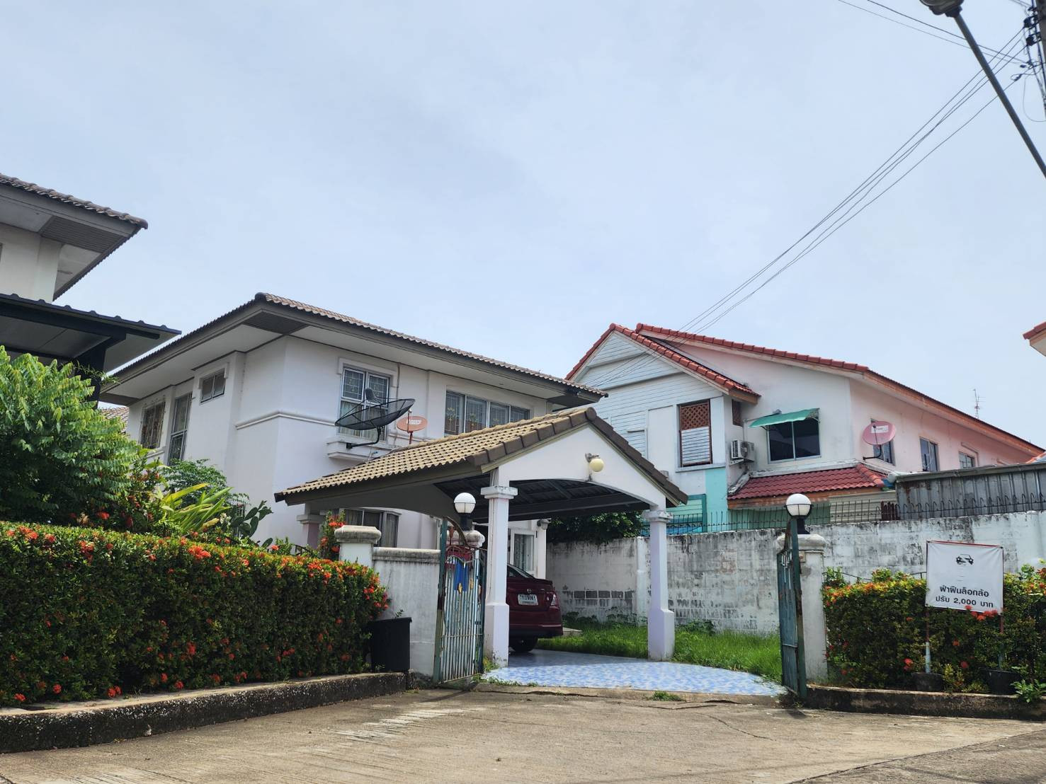 2-story detached house for sale, Supalai Ville Village, Wongwaen - Rama 2, Soi Phanthai Norasing. With furniture 2-story detached house for sale, Supalai Ville Village, Wongwaen - Rama 2, Soi Phanthai Norasing. With furniture