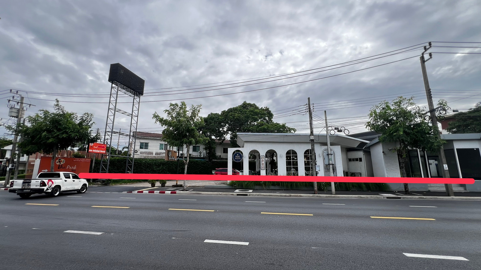 Land and buildings for sale, more than 5 rai (land-hotel-house), Watcharaphon Road, Soi 3-5, Sai Mai District, Bangkok. – รูปที่ 3