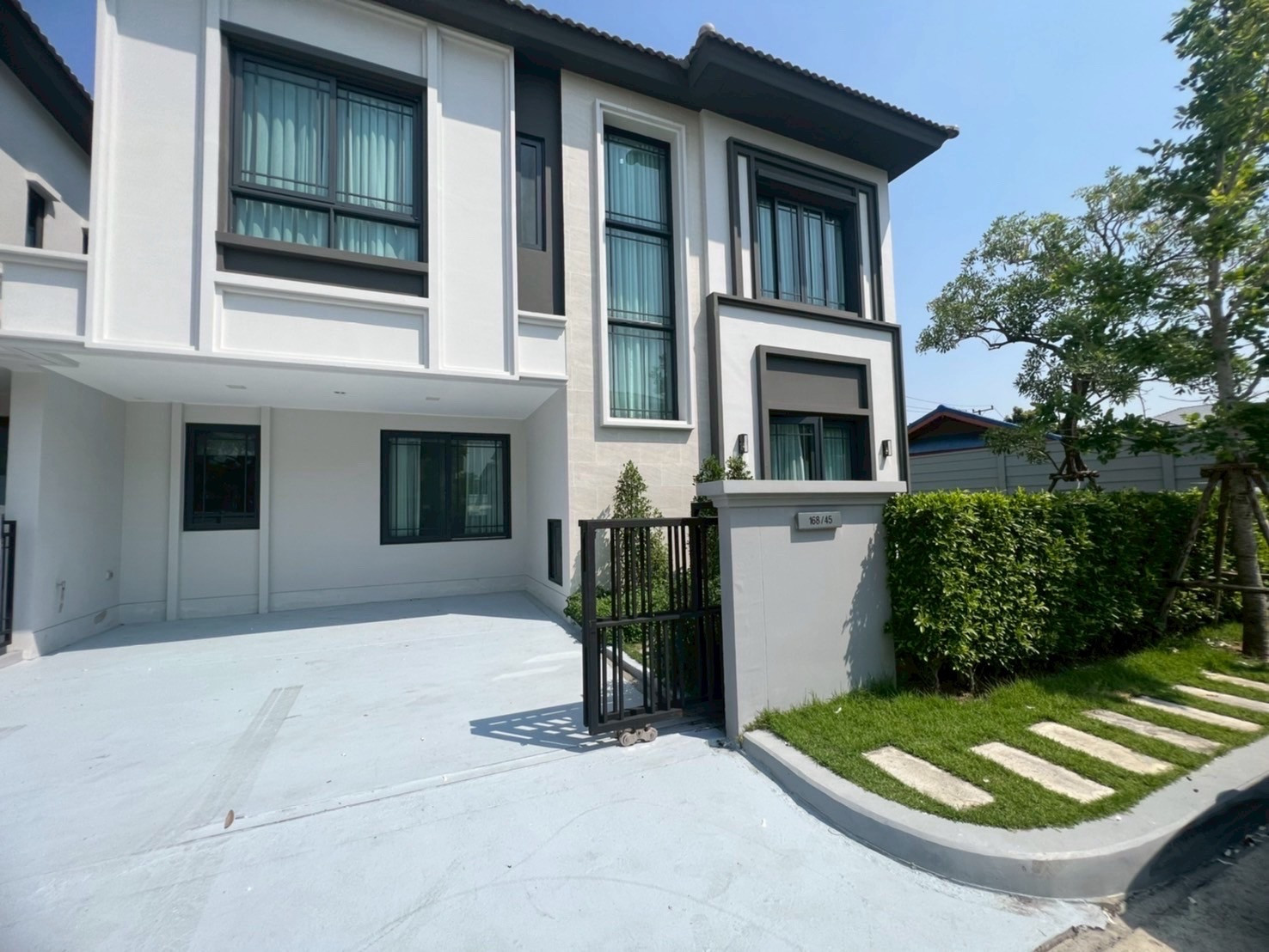 FOR RENT 📍Grand Pleno Sukhumvit - Bangna Rent only 89,000 THB / month FOR RENT 📍Grand Pleno Sukhumvit - Bangna Rent only 89,000 THB / month