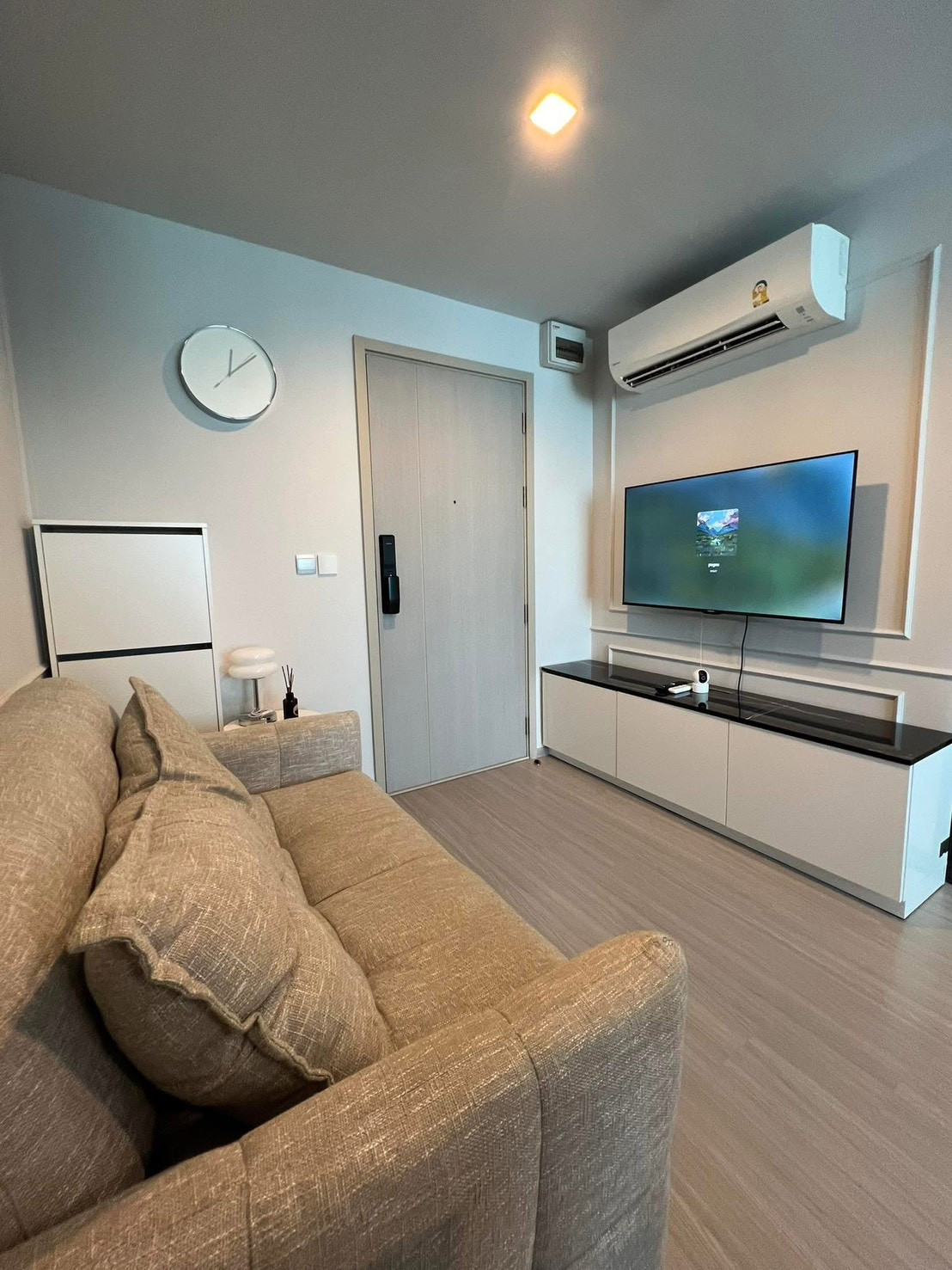 ให้เช่า 1 ห้องนอน ชั้นสูง  วิวสวย ไลฟ์ ลาดพร้าว Life Ladprao  – รูปที่ 3