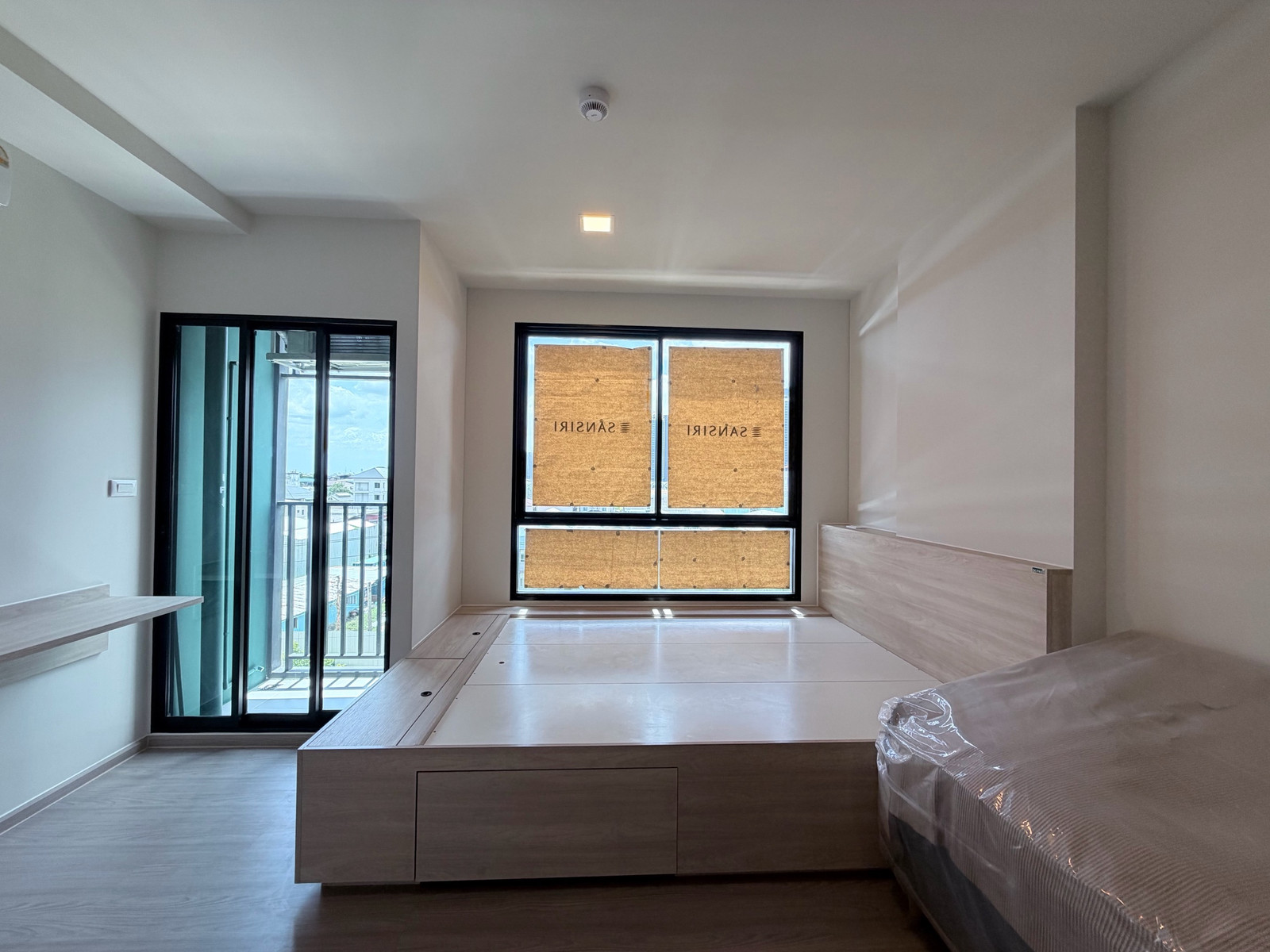 For Rent, accepting pets, 12,000 baht/month, ready to move in this September.