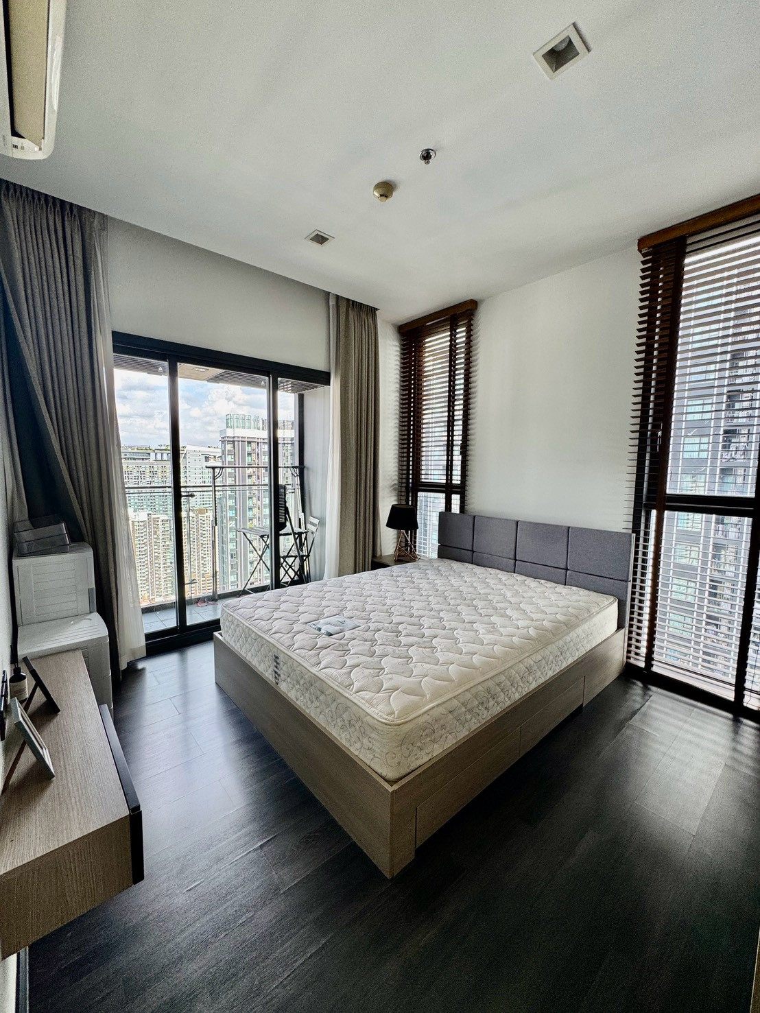 For rent The Line Asoke Ratchada 1 bedroom - Available for Rent