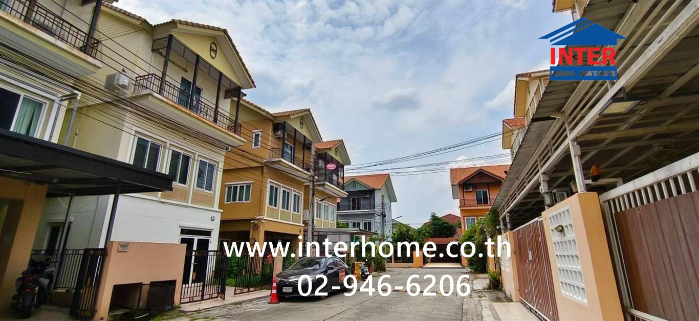 ทาวนโฮม 3 ชั้น 73.7 ตร.ว. หมู่บ้านลภาวัน17 ซอยบางรักน้อย1/1 ถนนราชพฤกษ์ ถนนรัตนาธิเบศร์ เมืองนนทบุรี นนทบุรี