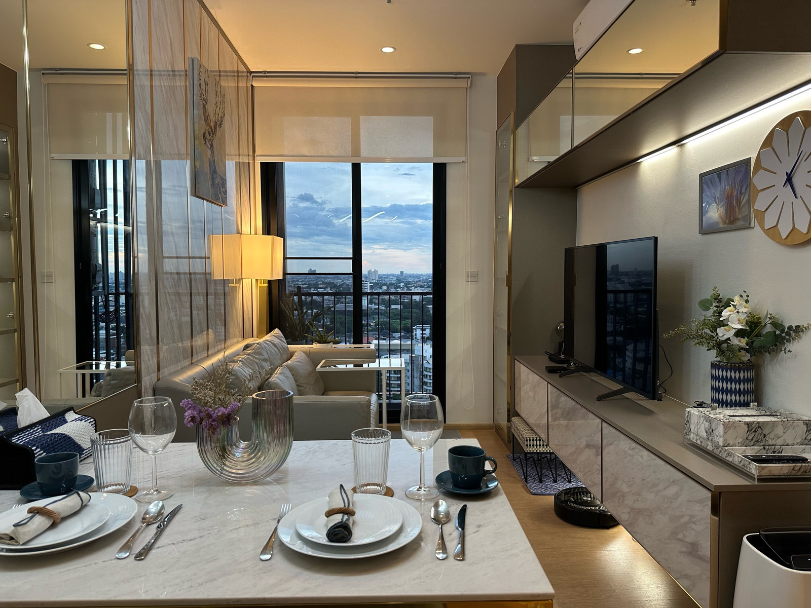 Condo for Rent MARU Ekkamai 2 Condo for Rent MARU Ekkamai 2