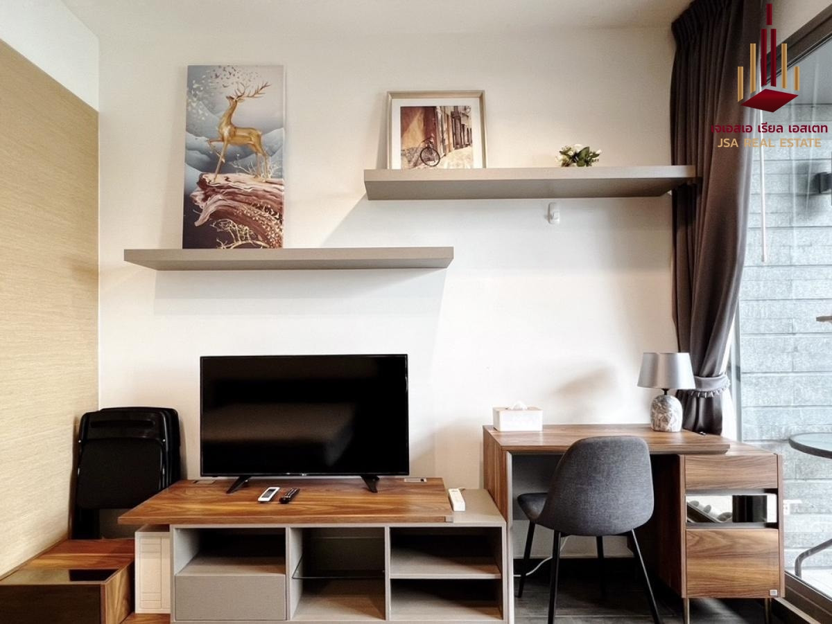 ✨ For Sale : The Lofts Ekkamai Condo ✨ 💰 Only 4,900,000 THB