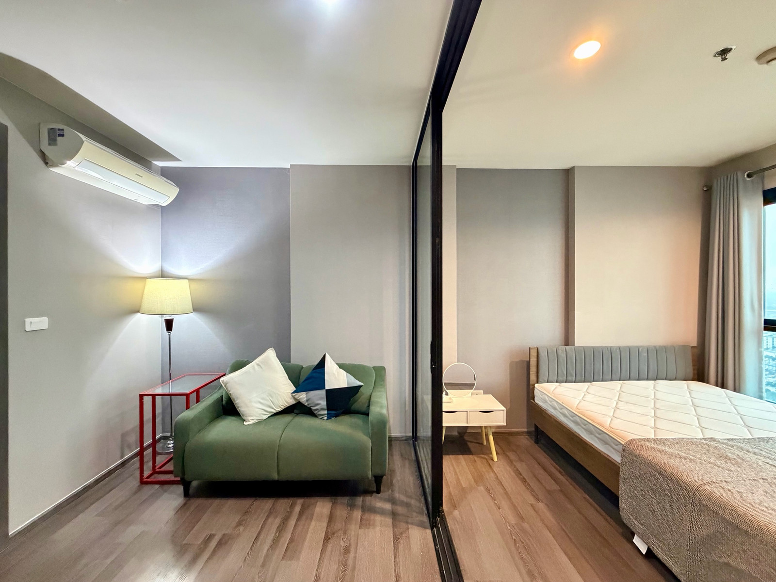 Renovated 1 bedroom for rent at The base park west Renovated 1 bedroom for rent at The base park west