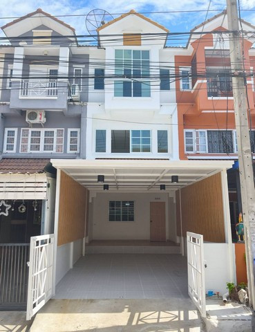 ขายทาวน์เฮ้าส์ 3 ชั้น รีโนเวทใหม่ พร้อมเข้าอยู่  หมู่บ้านลัลลี่วิลล์ 2 (Lally Ville 2) – รูปที่ 2