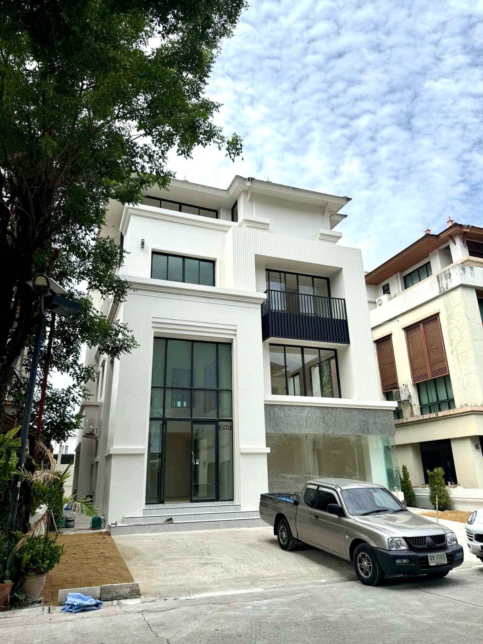 ✳️Home Office โครงการรีเจ้นท์รัชดา ( ซอยสหการประมูล )รีโนเวทใหม่ทั้งหลัง 10 ห้อง 7 ห้องน้ำ จอดรถได้ 6 คัน 🚗 ✳️Home Office โครงการรีเจ้นท์รัชดา ( ซอยสหการประมูล )รีโนเวทใหม่ทั้งหลัง 10 ห้อง 7 ห้องน้ำ จอดรถได้ 6 คัน 🚗