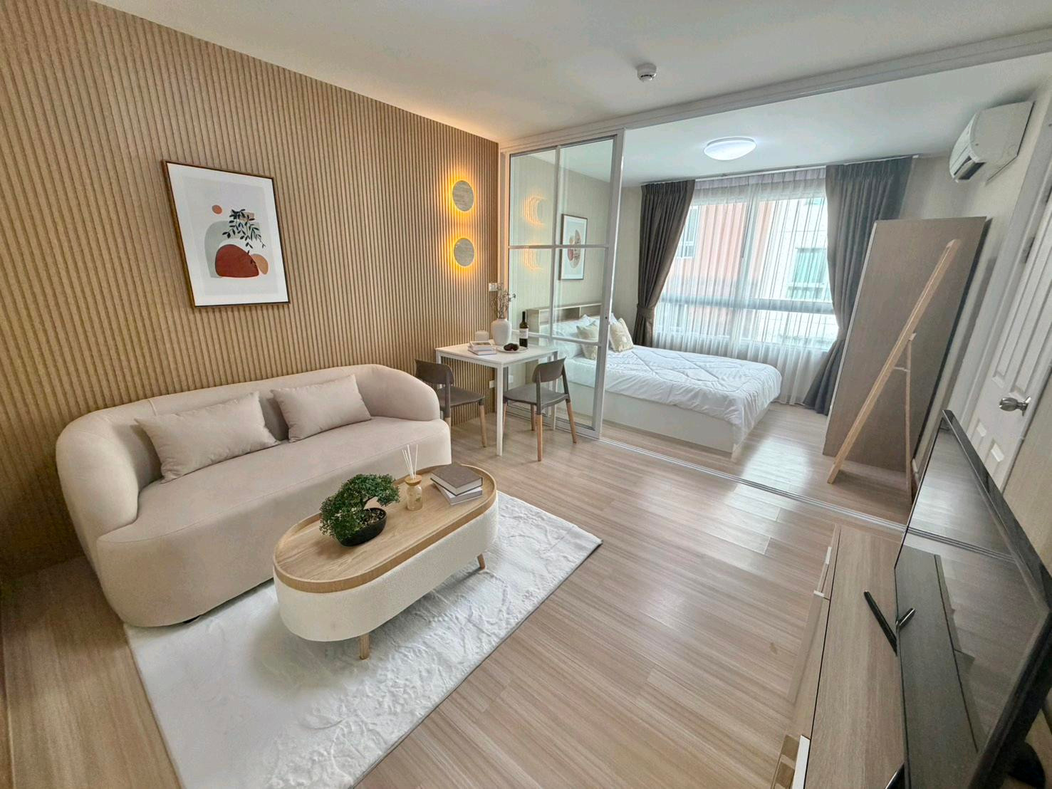 Plum Condo Phahonyothin 89, monthly installments only 5,xxx, salary 20,000, can get a loan.