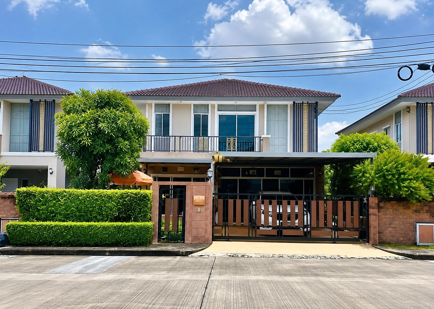 ขาย บ้านเดี่ยว Passorn Prestige Luxe พัฒนาการ 38 บ้าน Type ใหญ่สุด ทำเลดี เข้าออกได้หลายทาง ขาย บ้านเดี่ยว Passorn Prestige Luxe พัฒนาการ 38 บ้าน Type ใหญ่สุด ทำเลดี เข้าออกได้หลายทาง